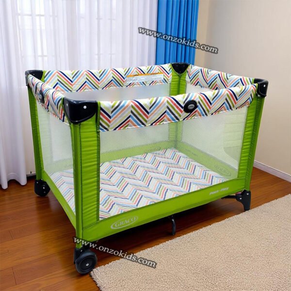 lit Parc portatif - Pack 'n' Play | Graco – Image 2