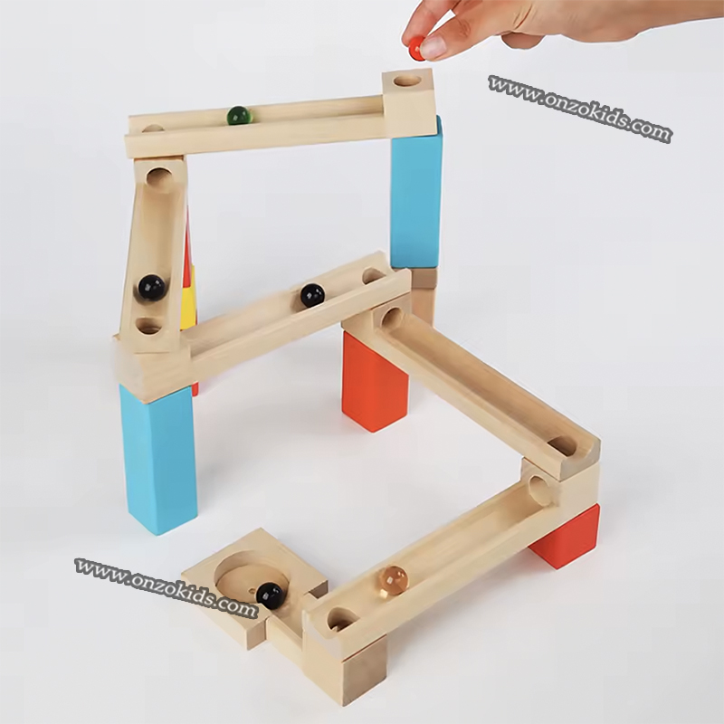 Jouet éducatif Circuit de billes en Bois – Image 2