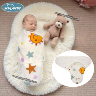 Un lange D’emmaillotage en Mousseline pour Bebe - Sevibebe