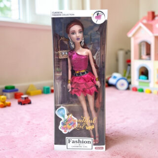 Poupée charming Girl